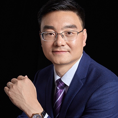 南京領導個人形象照肖像照攝影-知名(míng)餐飲界實戰培訓師劉傑劉總