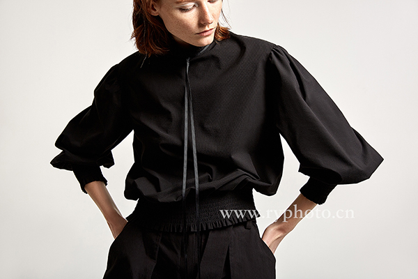 南京服裝(zhuāng)攝影-曼格時裝(zhuāng)女裝(zhuāng)攝影-網店(diàn)服裝(zhuāng)拍攝-南京産(chǎn)品畫冊攝影(圖1)